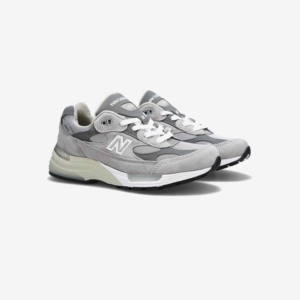 (15)Gray
