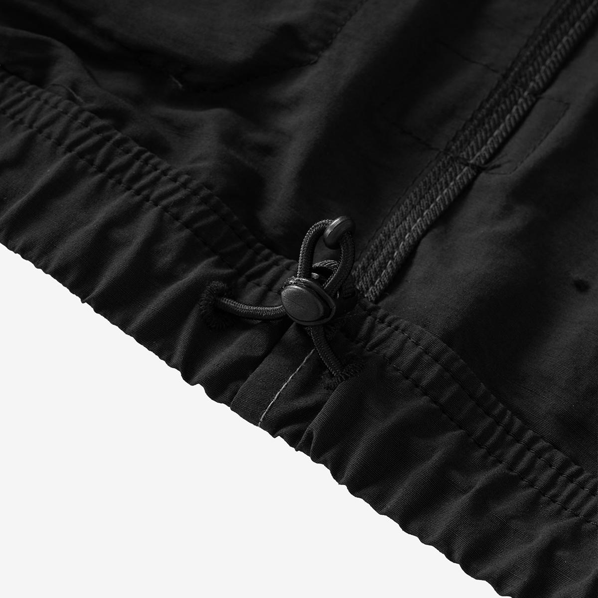 (19)Black