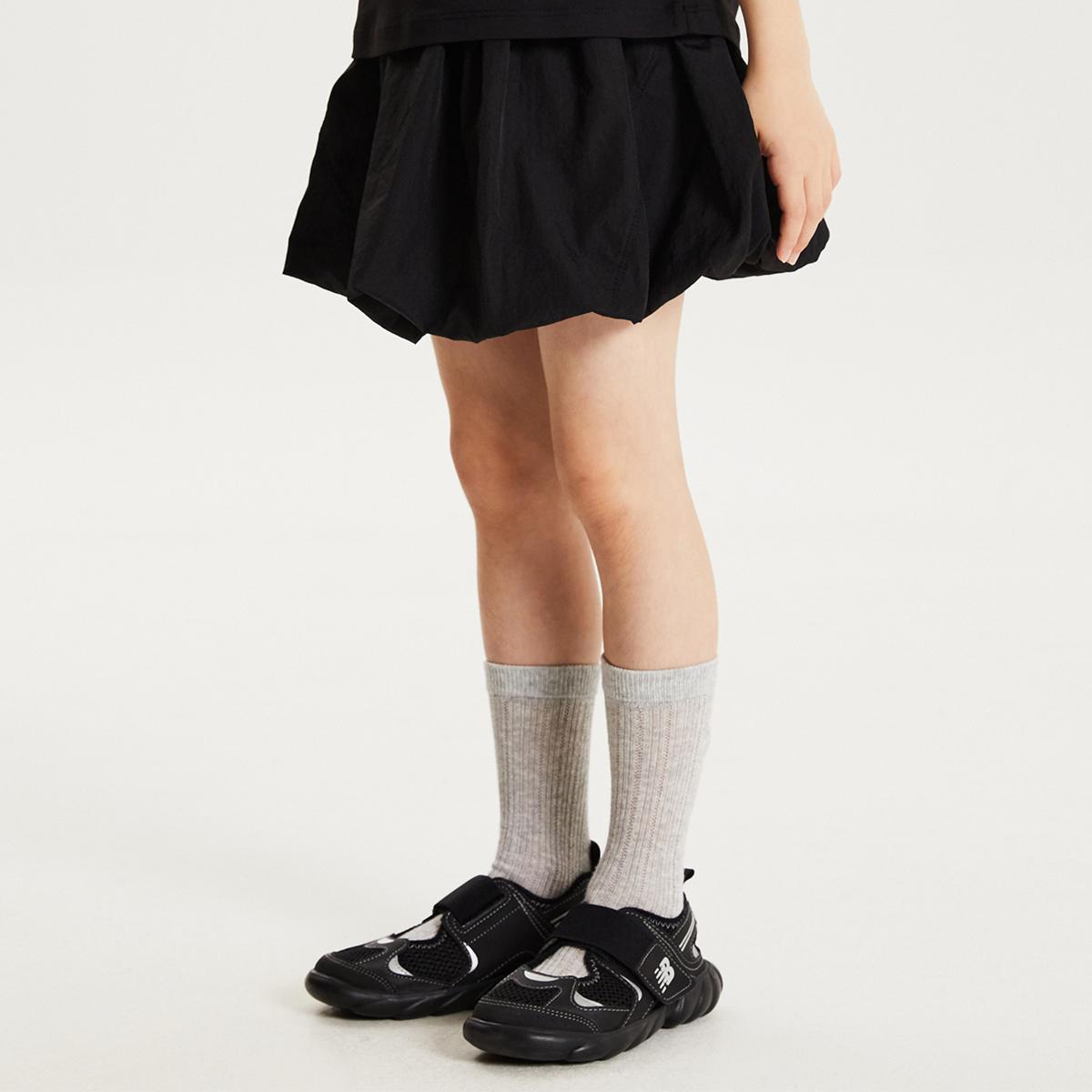 (19)Black