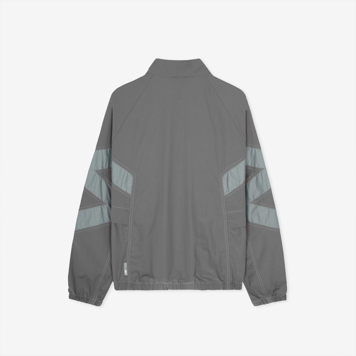 (16)Light Gray