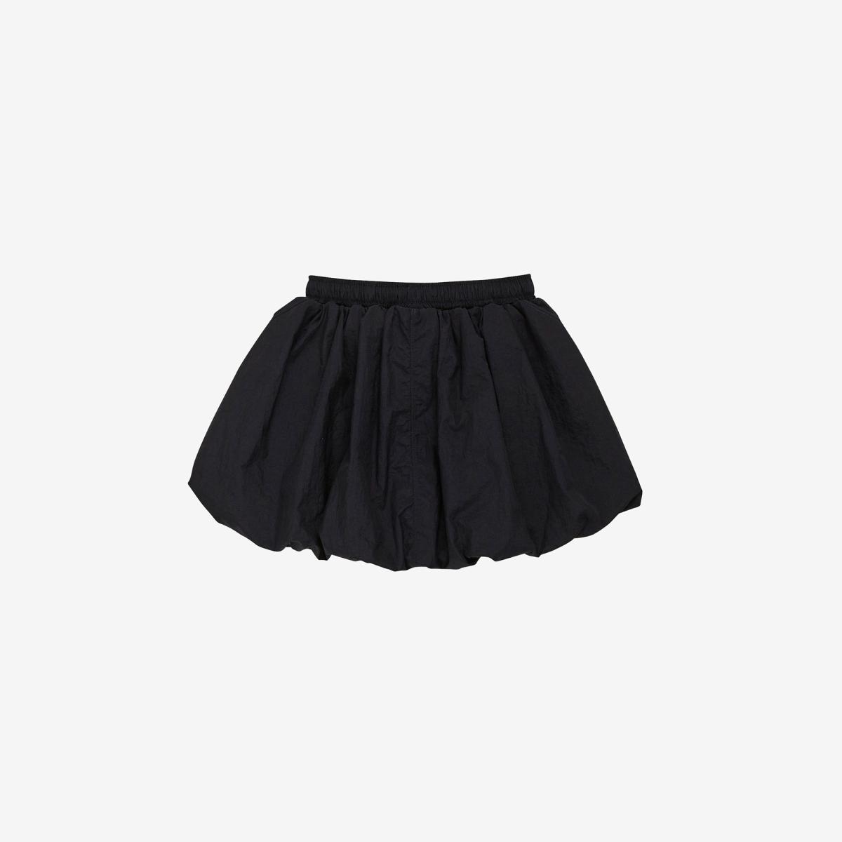 (19)Black