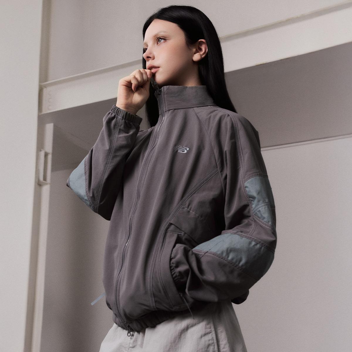 (16)Light Gray