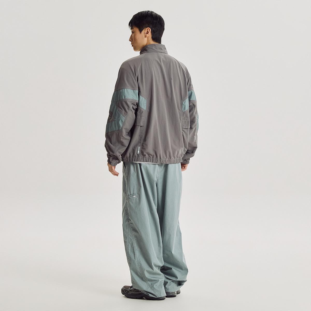 (16)Light Gray