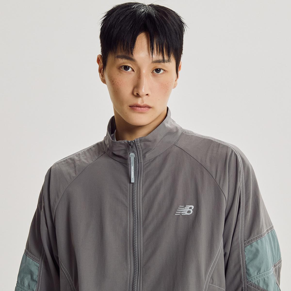 (16)Light Gray