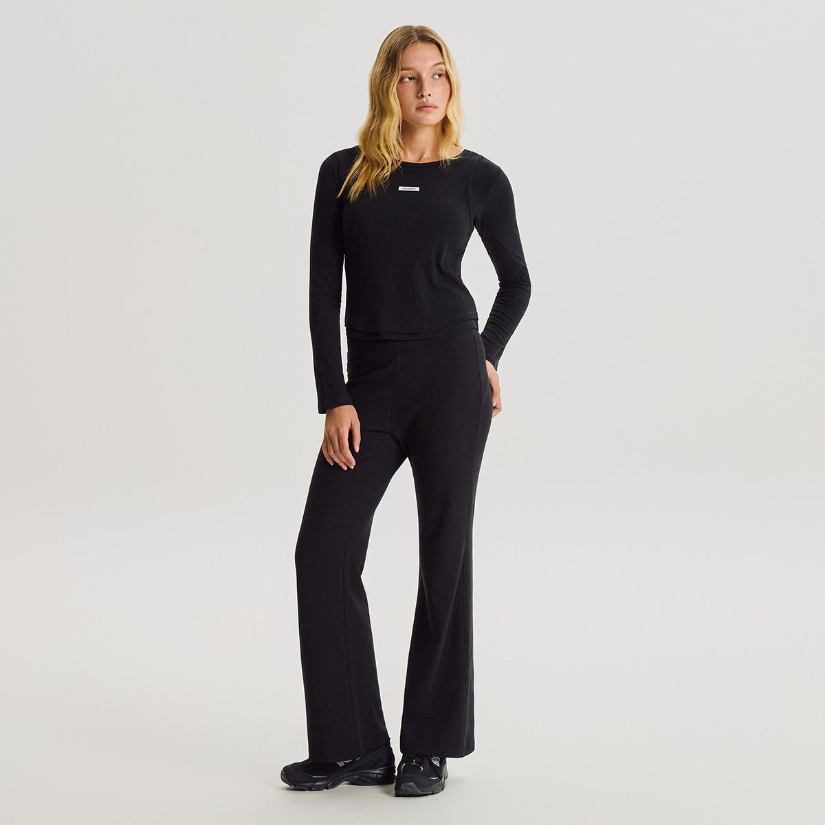(19)Black