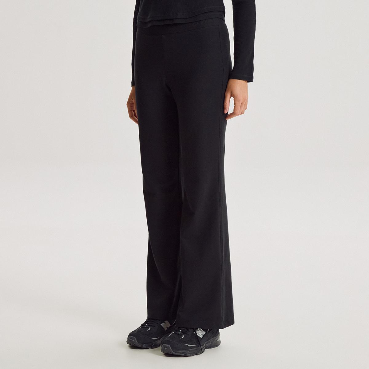 (19)Black