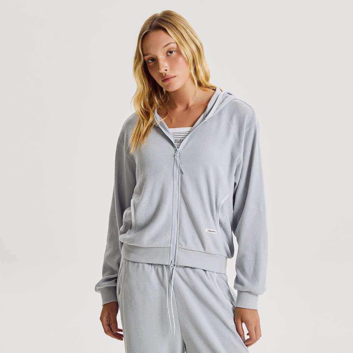 (51)Light Blue
