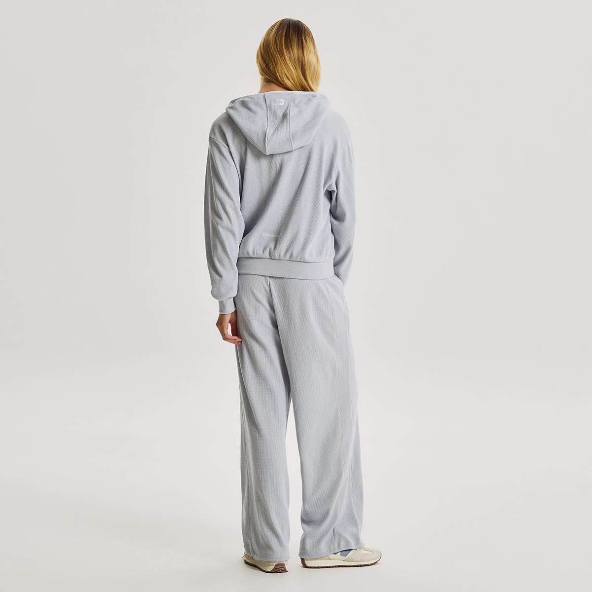 (51)Light Blue