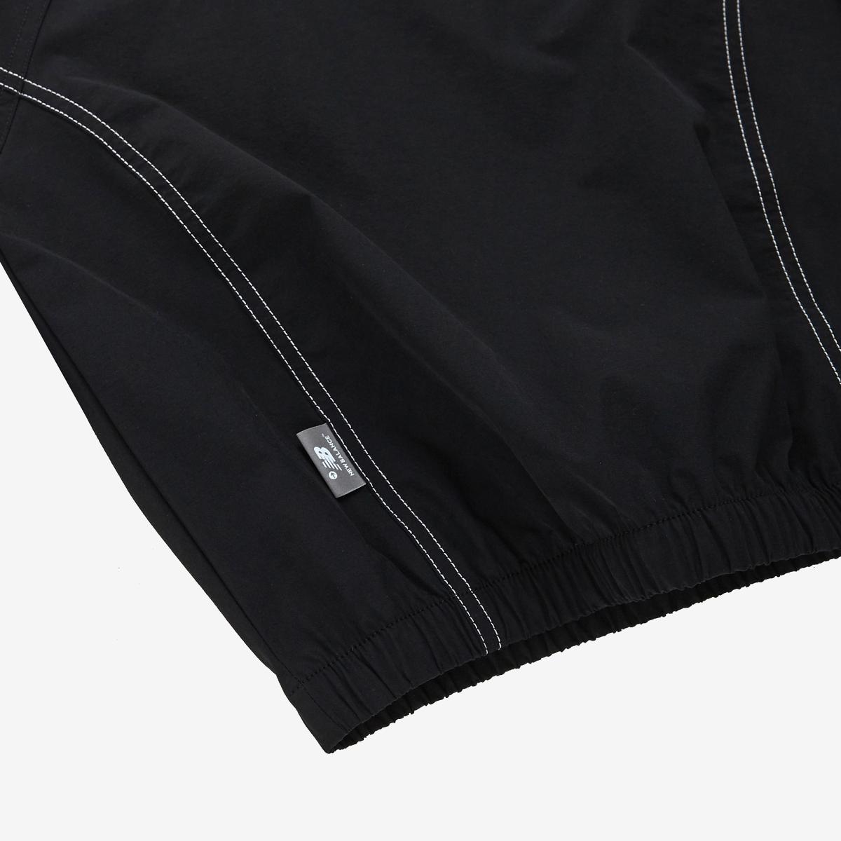 (19)Black