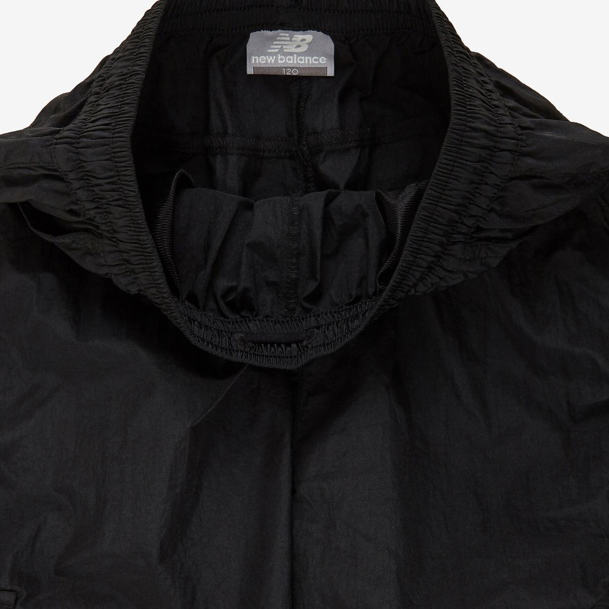 (19)Black