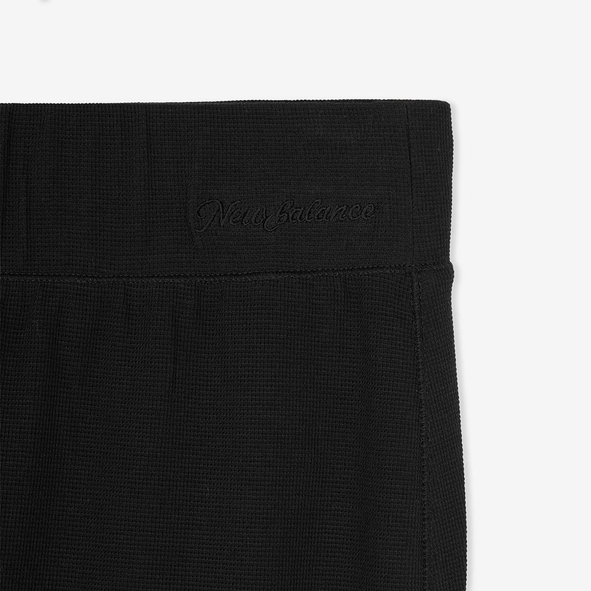 (19)Black