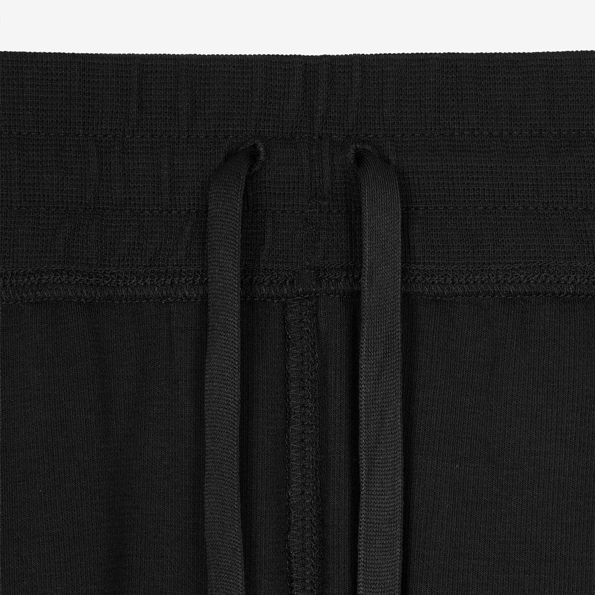 (19)Black
