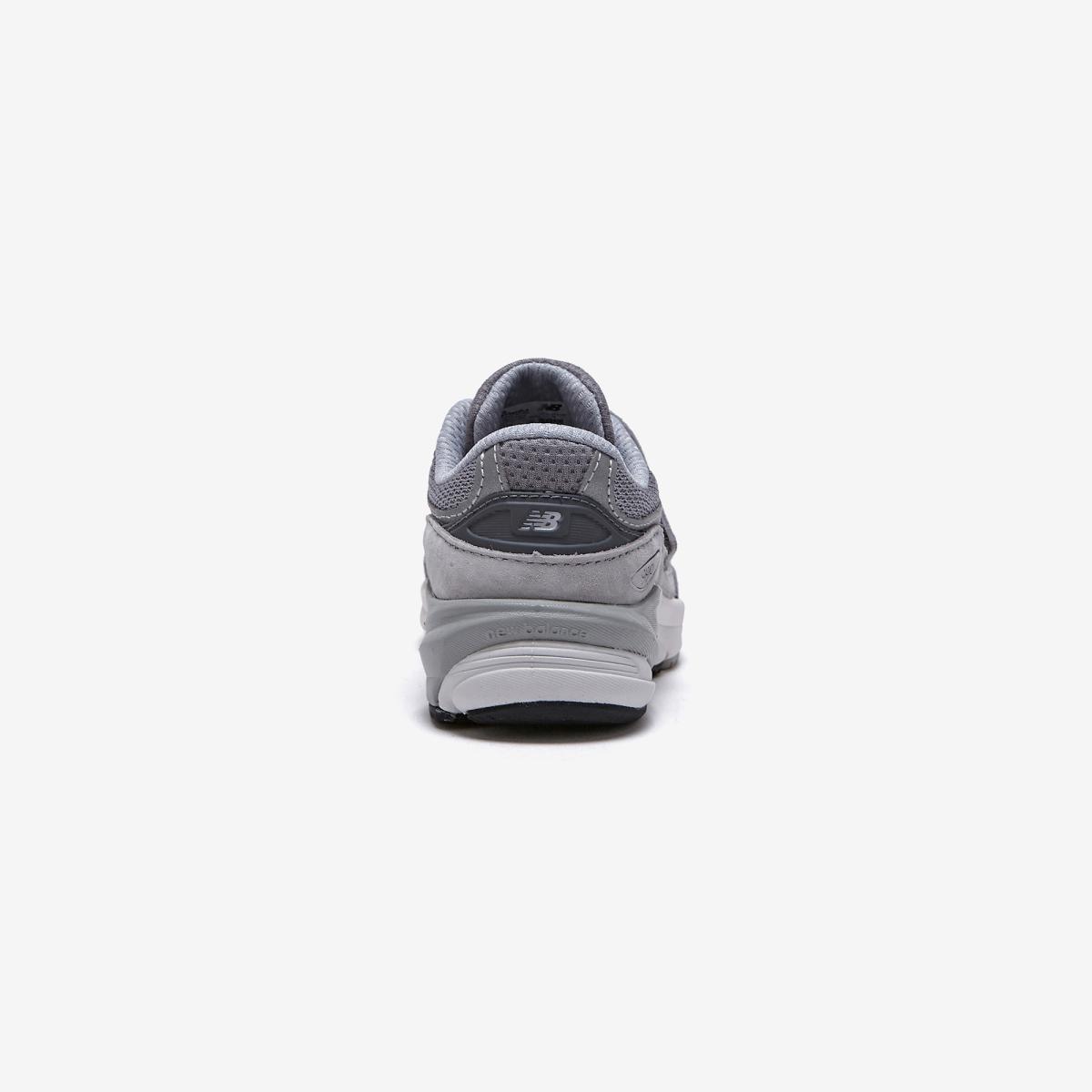 (15)Gray