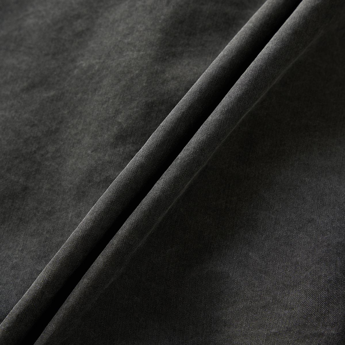 (60)Charcoal