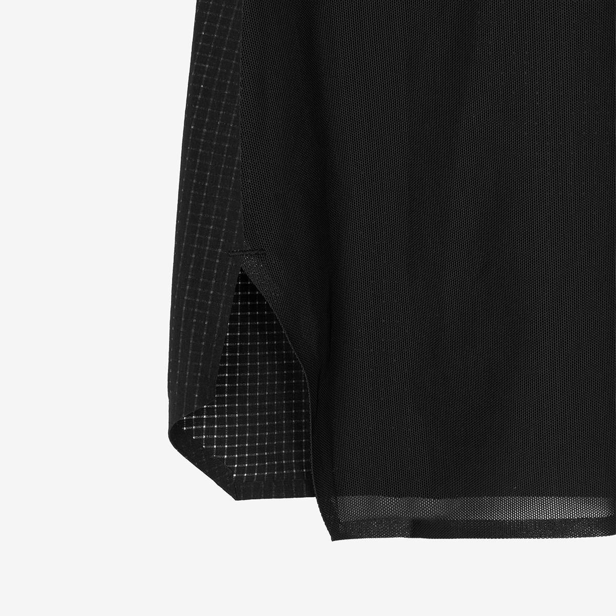 (19)Black