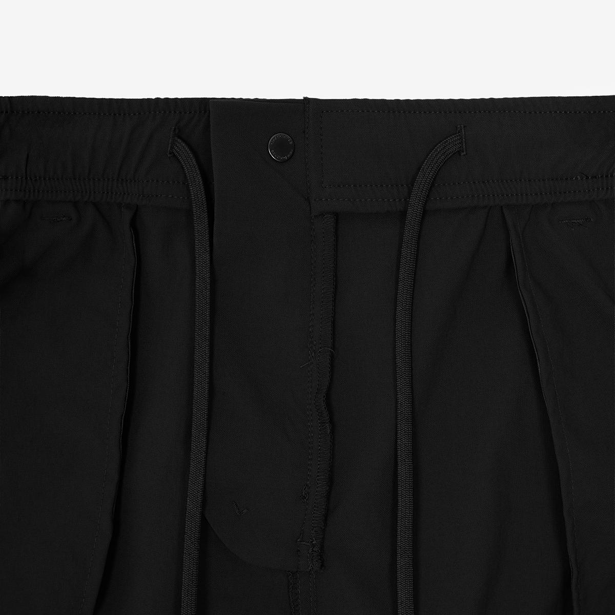 (19)Black