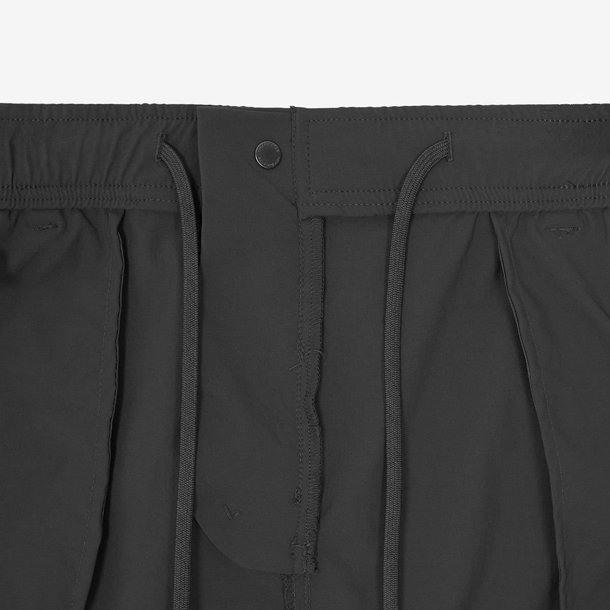 (60)Charcoal