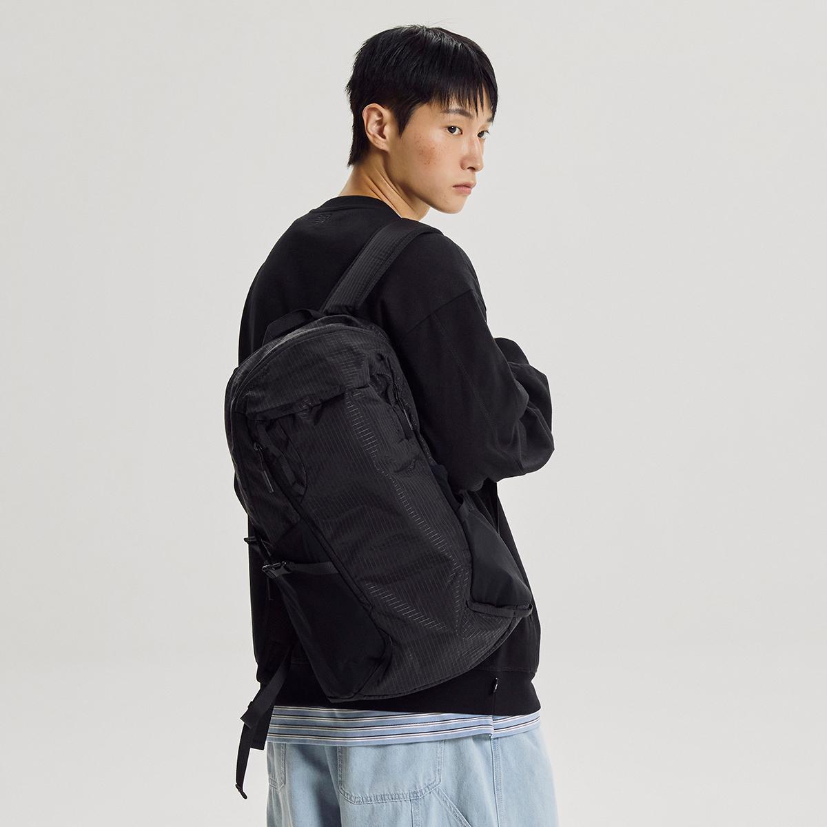 (19)Black