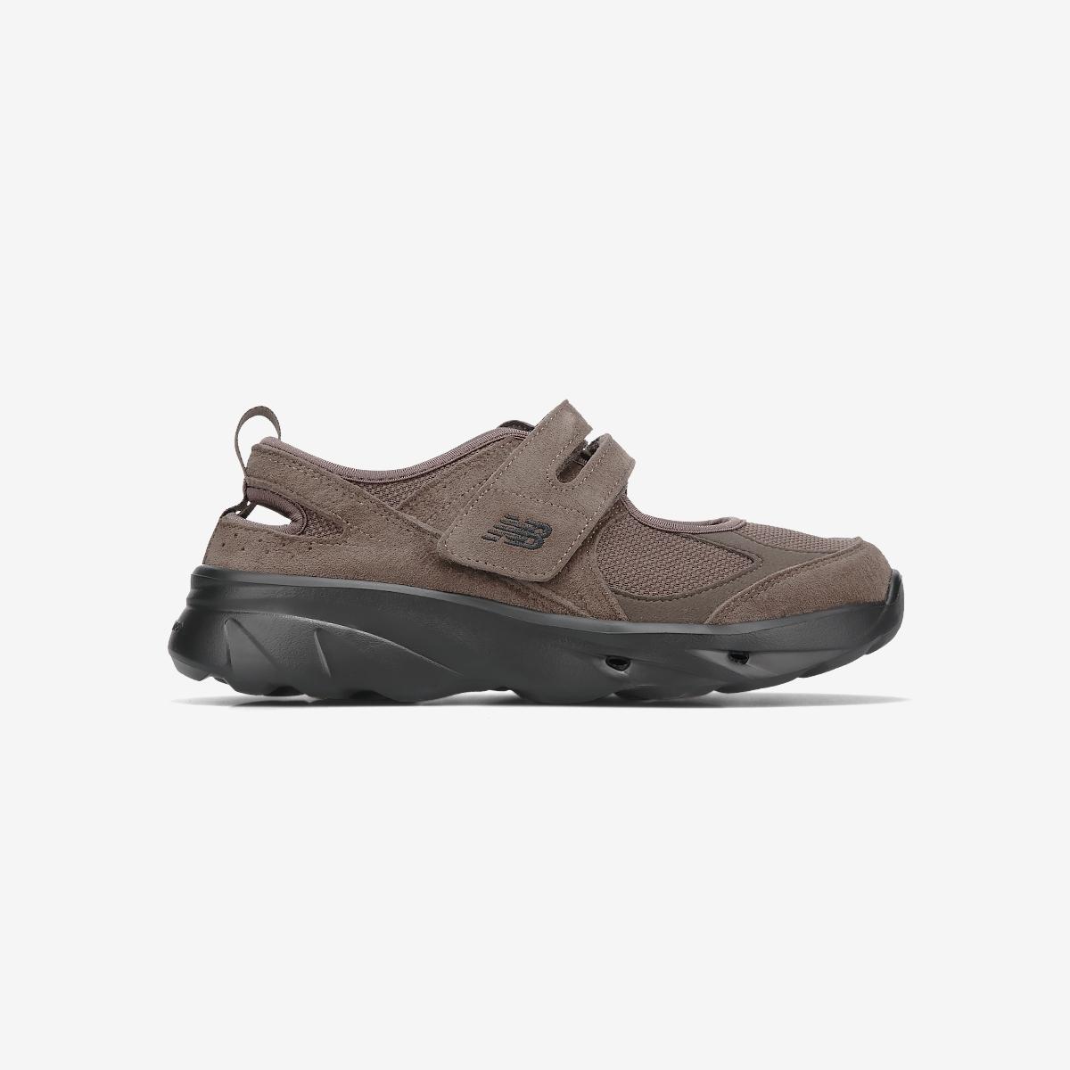 (85)Brown