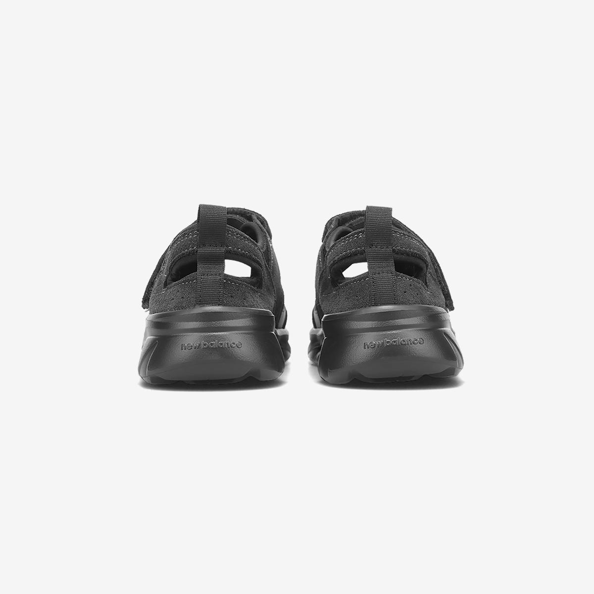 (19)Black