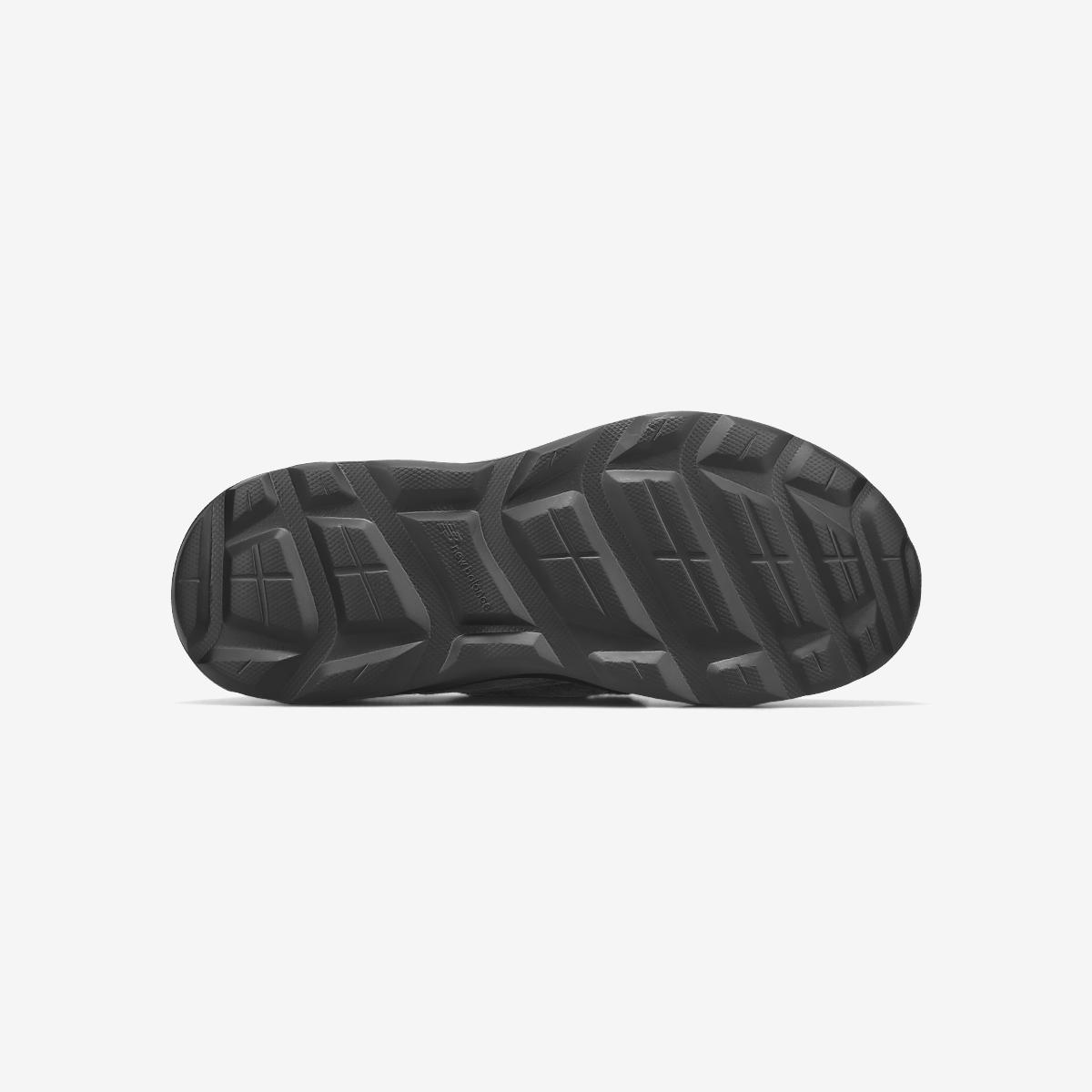 (19)Black