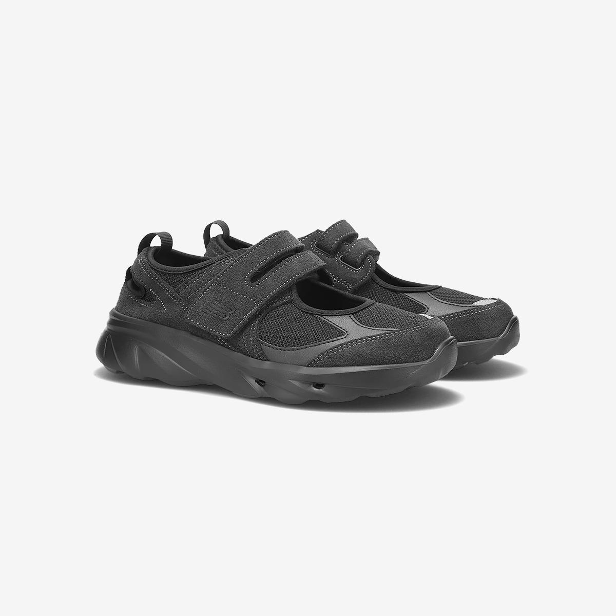 (19)Black