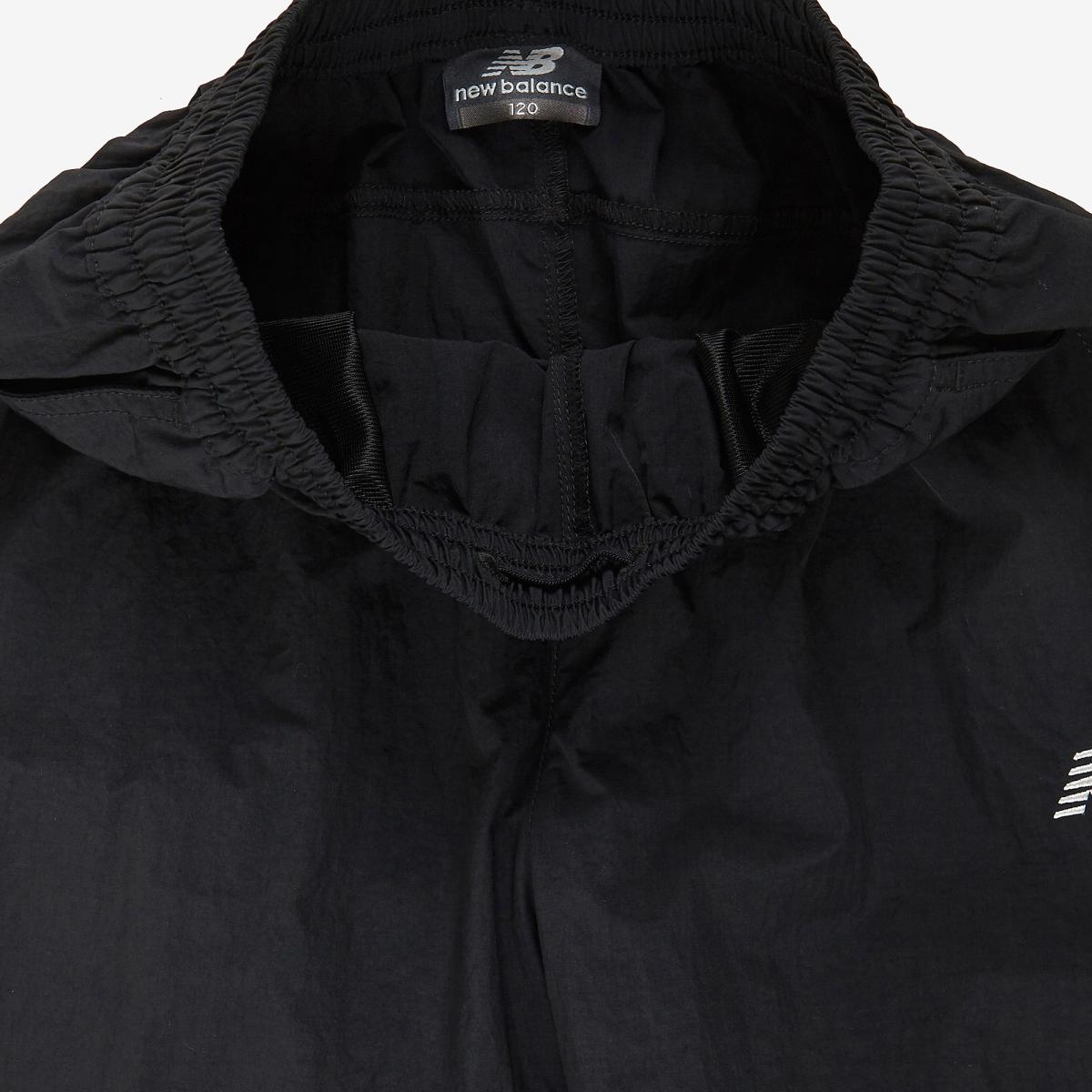 (19)Black