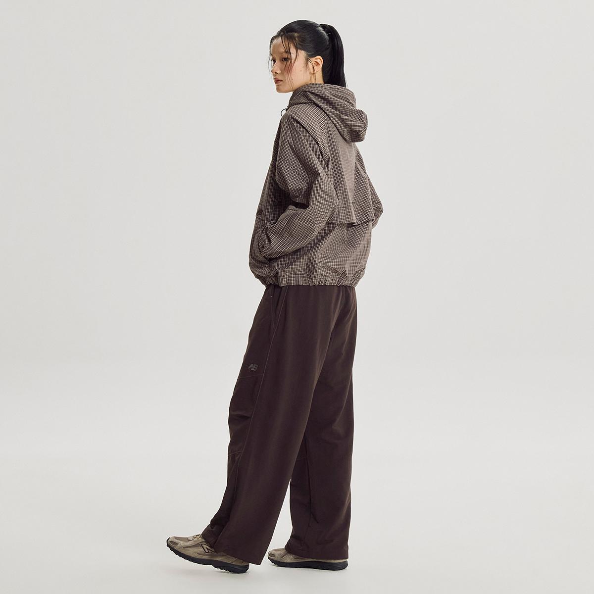 (85)Brown
