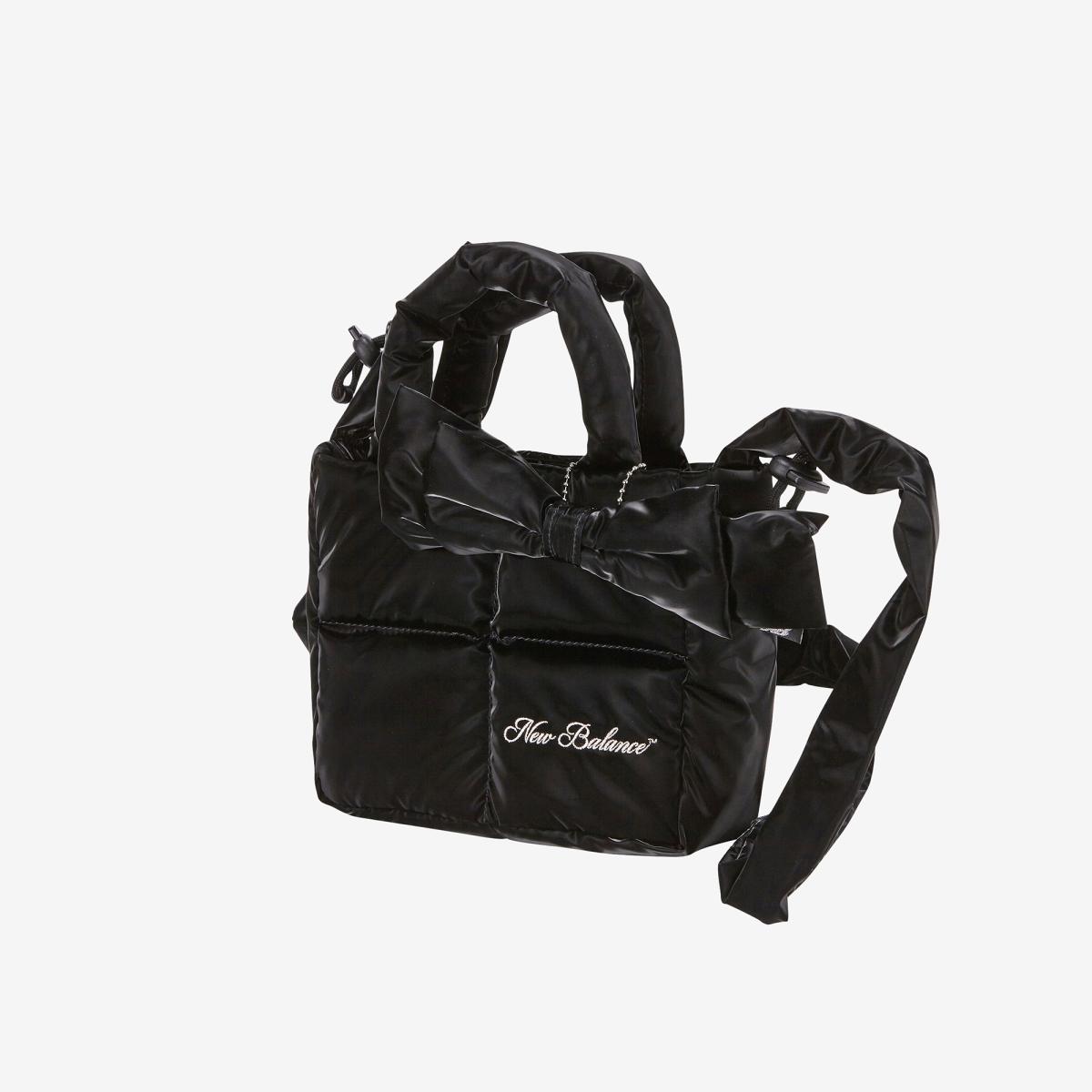 (19)Black