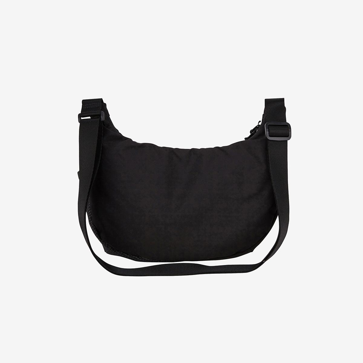 (19)Black