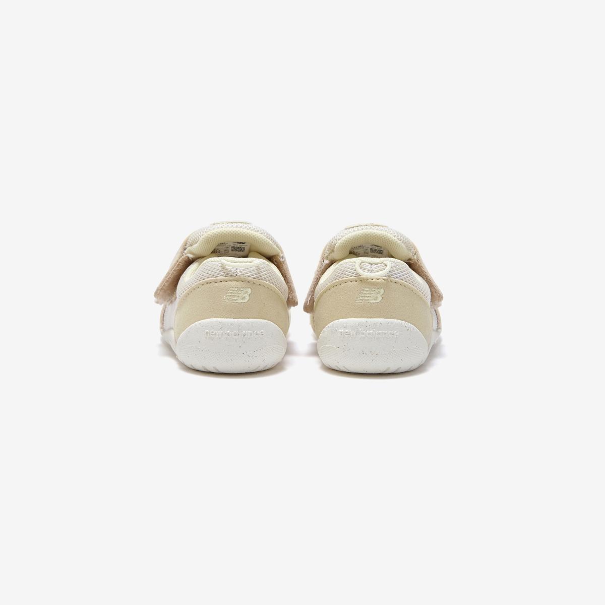 (35)Beige