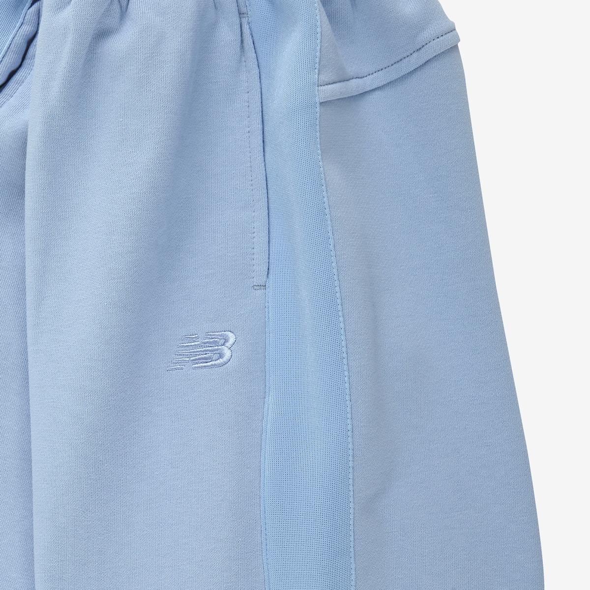 (51)Light Blue