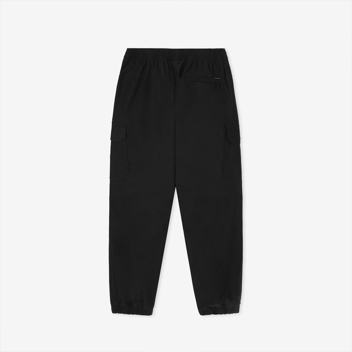 (19)Black