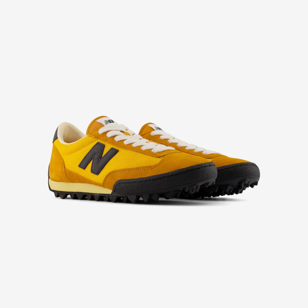 (30)Yellow