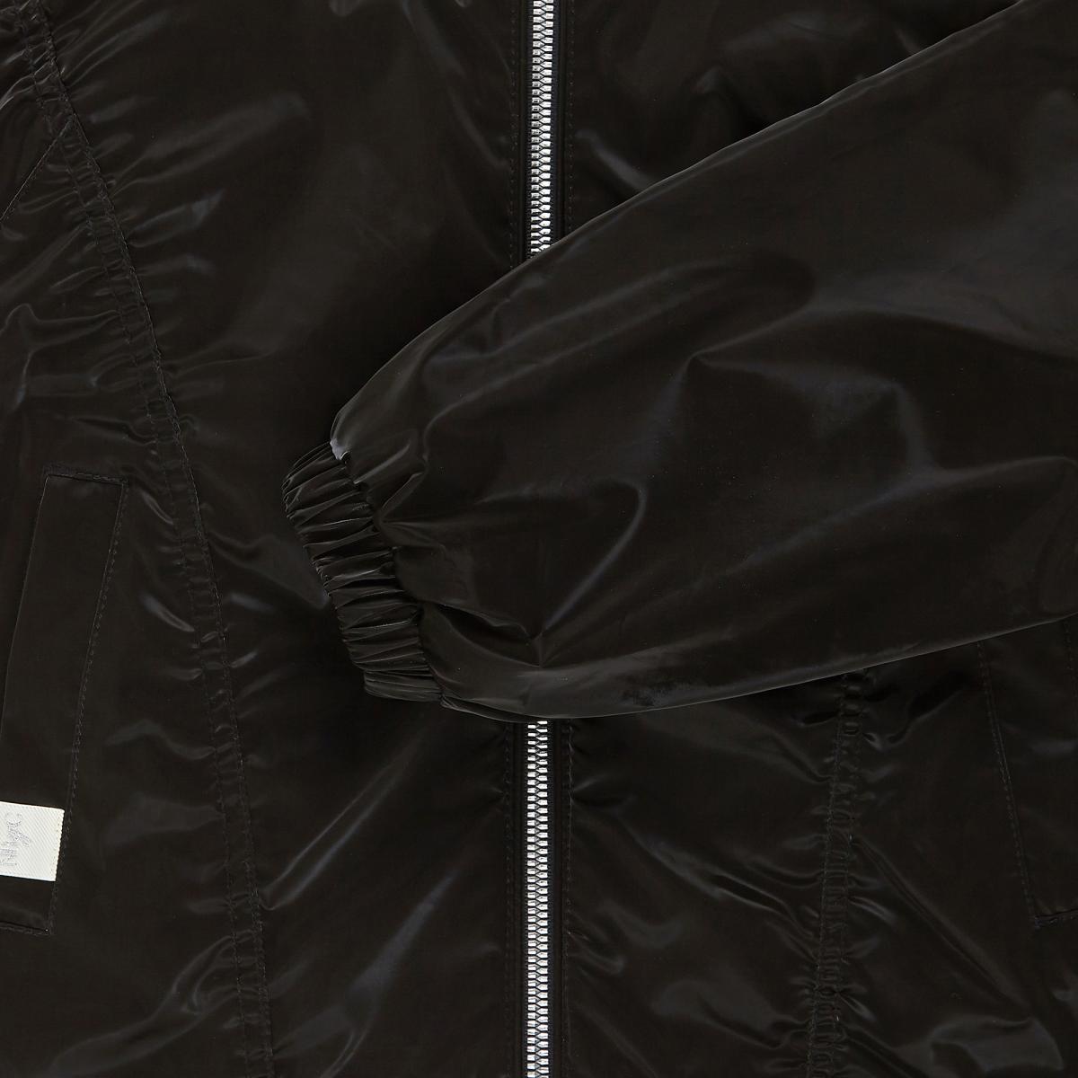 (19)Black