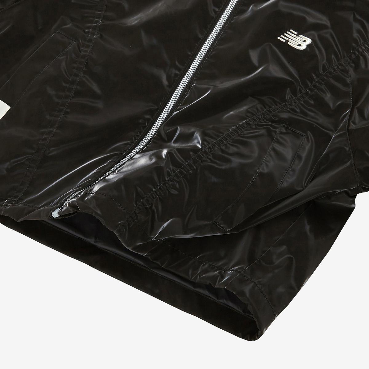(19)Black
