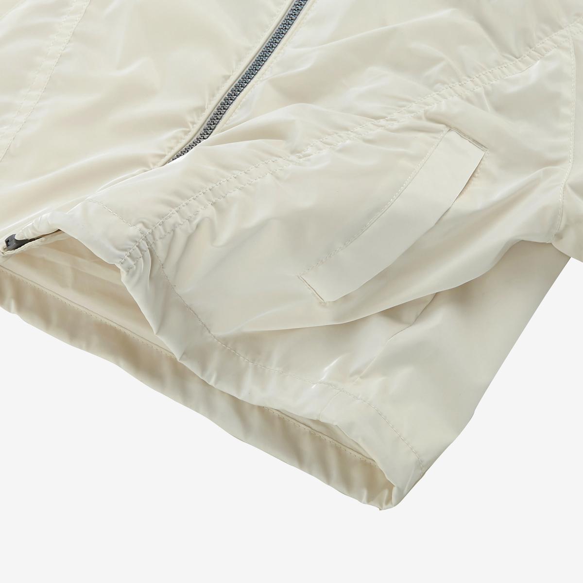 (39)Ivory