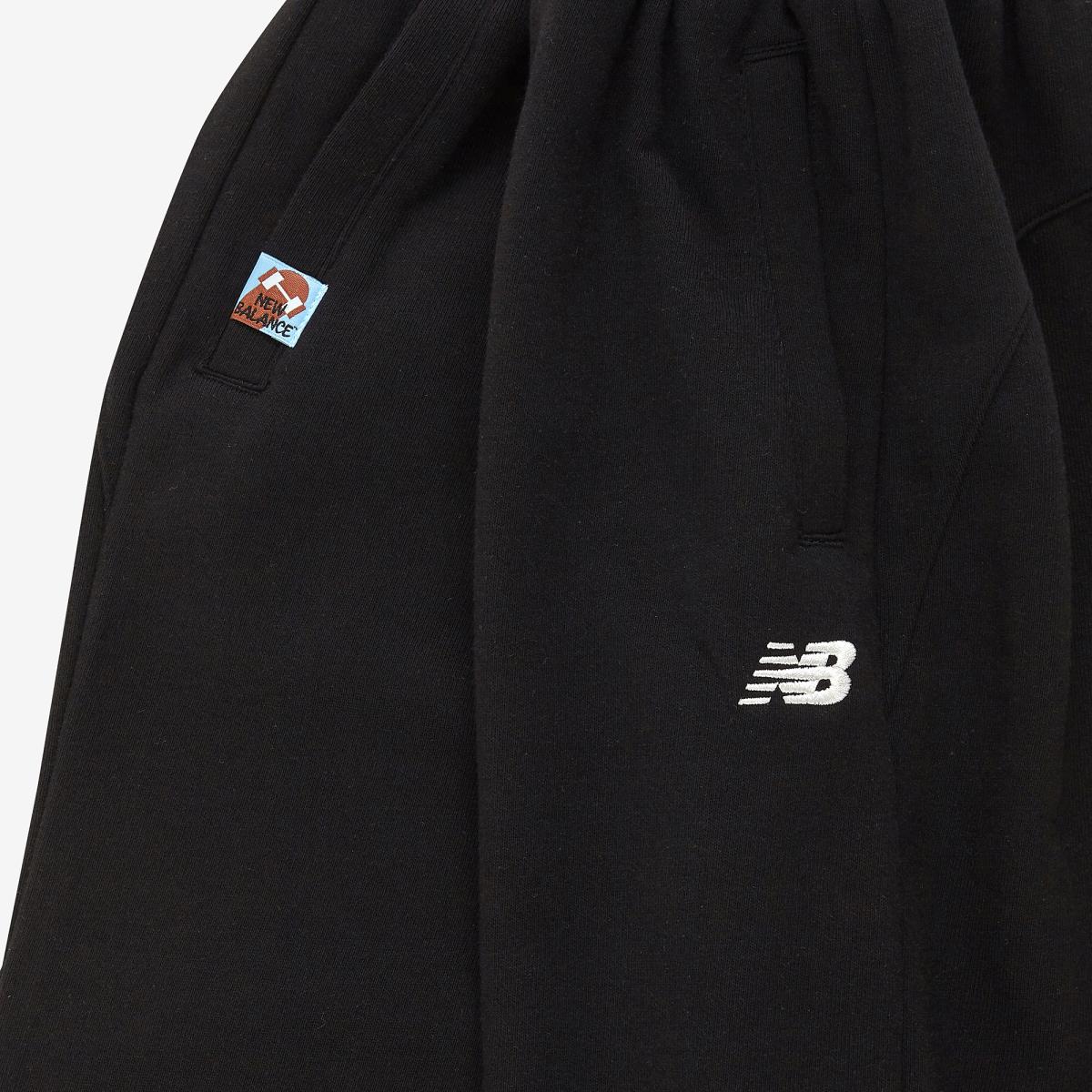 (19)Black