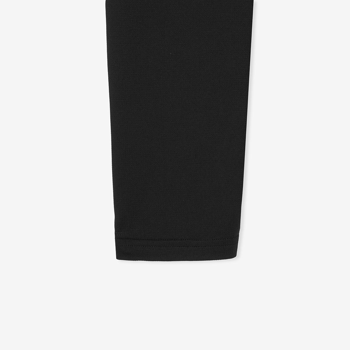 (19)Black