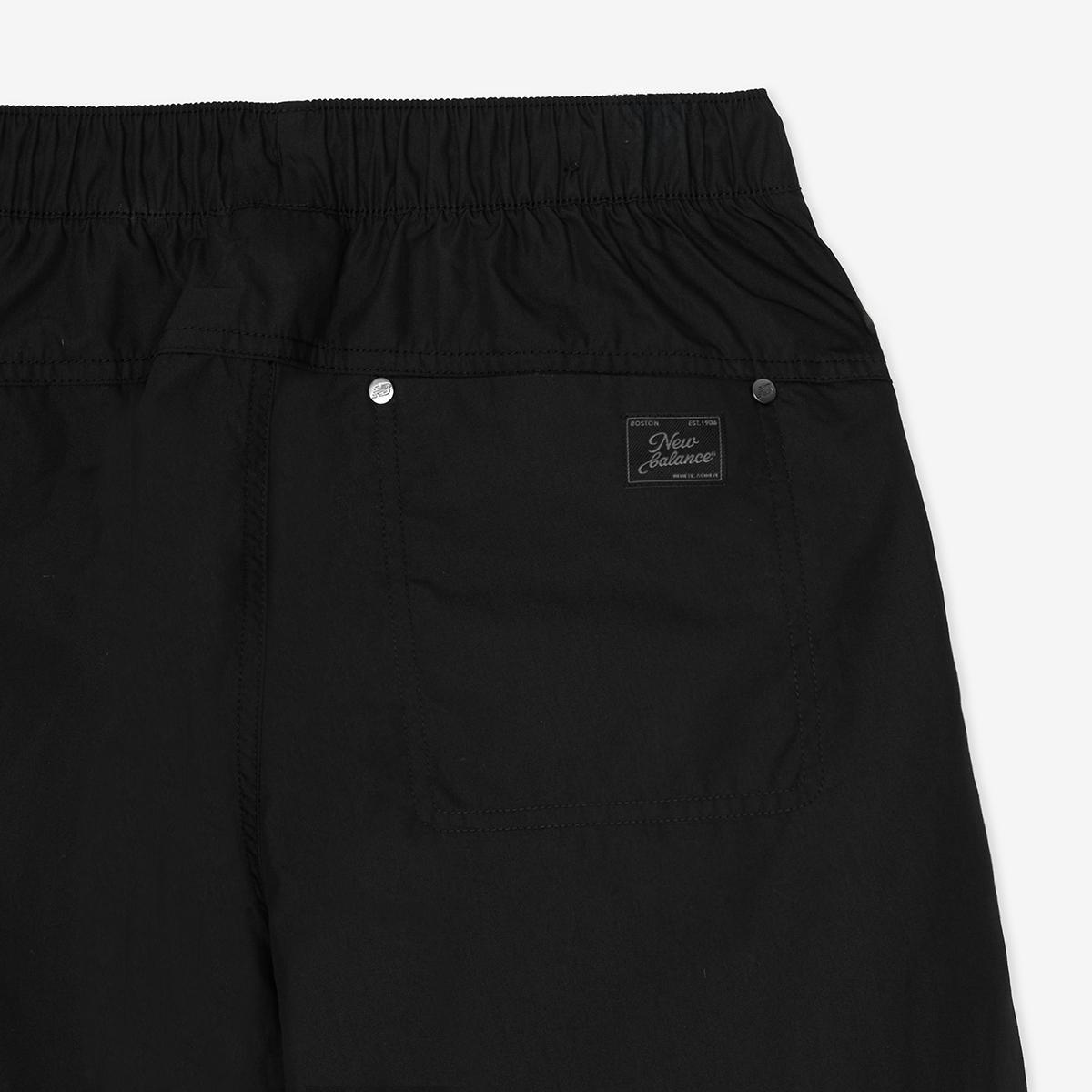 (19)Black