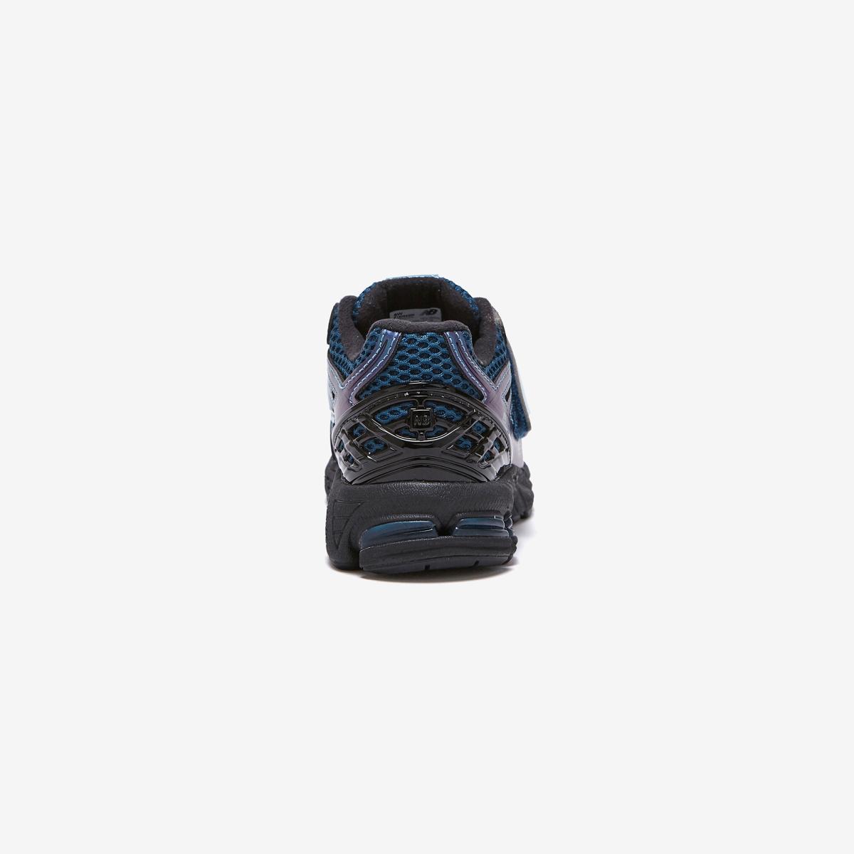 (50)Blue