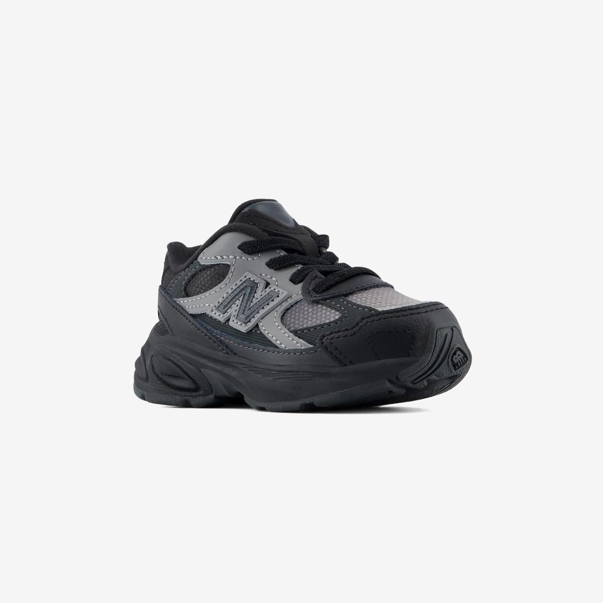 (19)Black