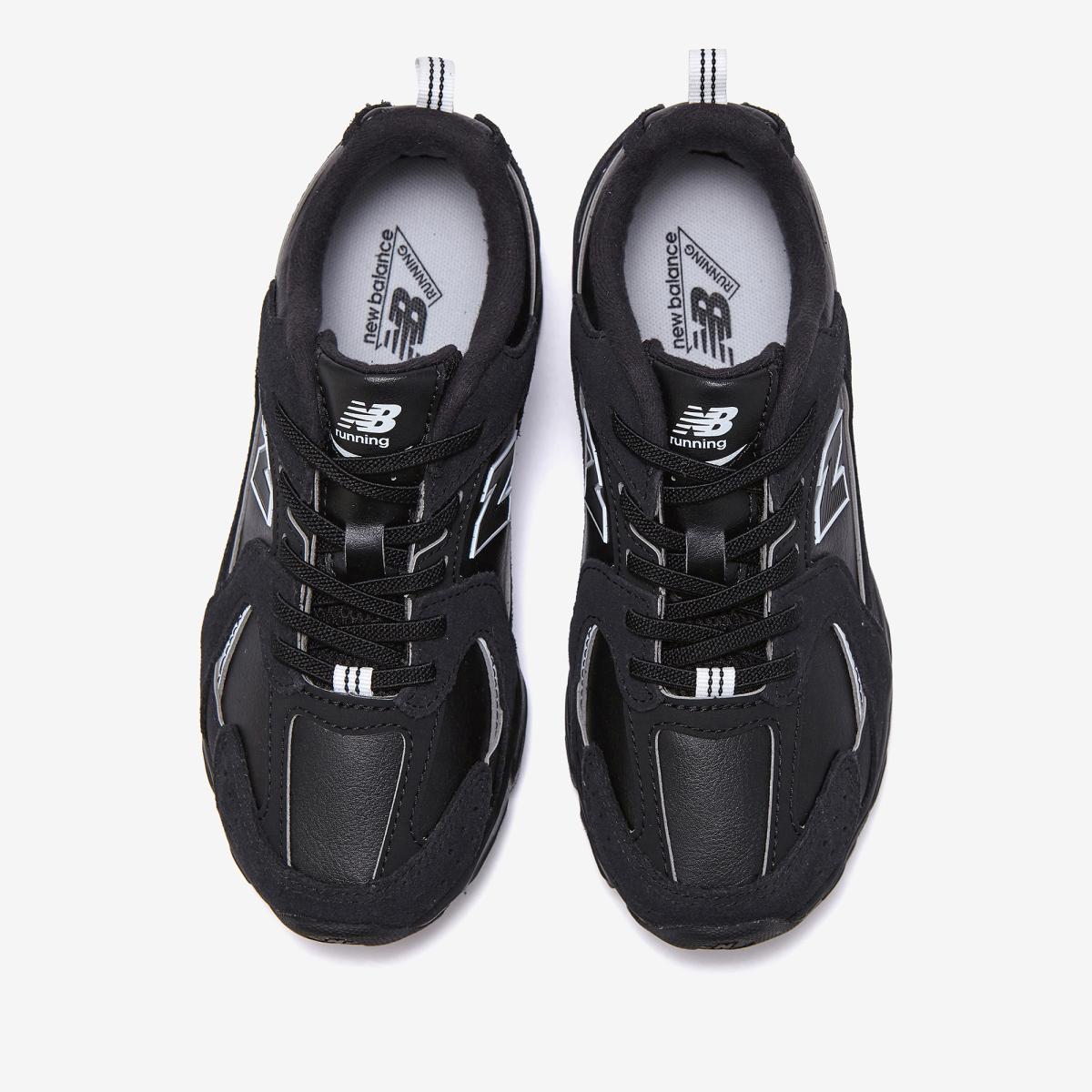 (19)Black