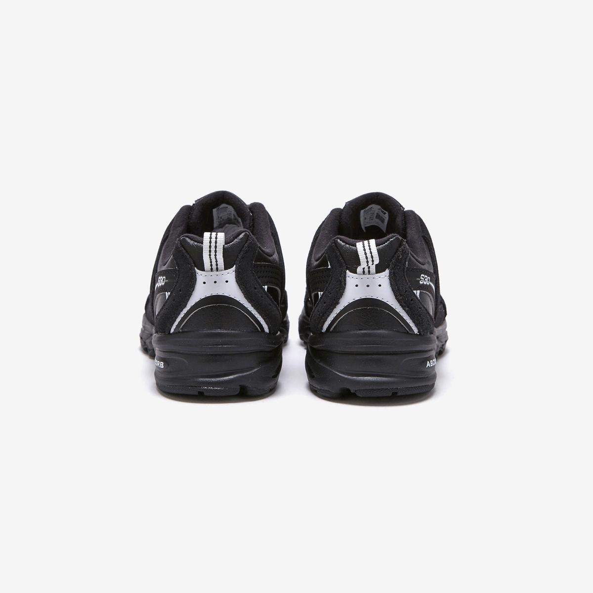 (19)Black
