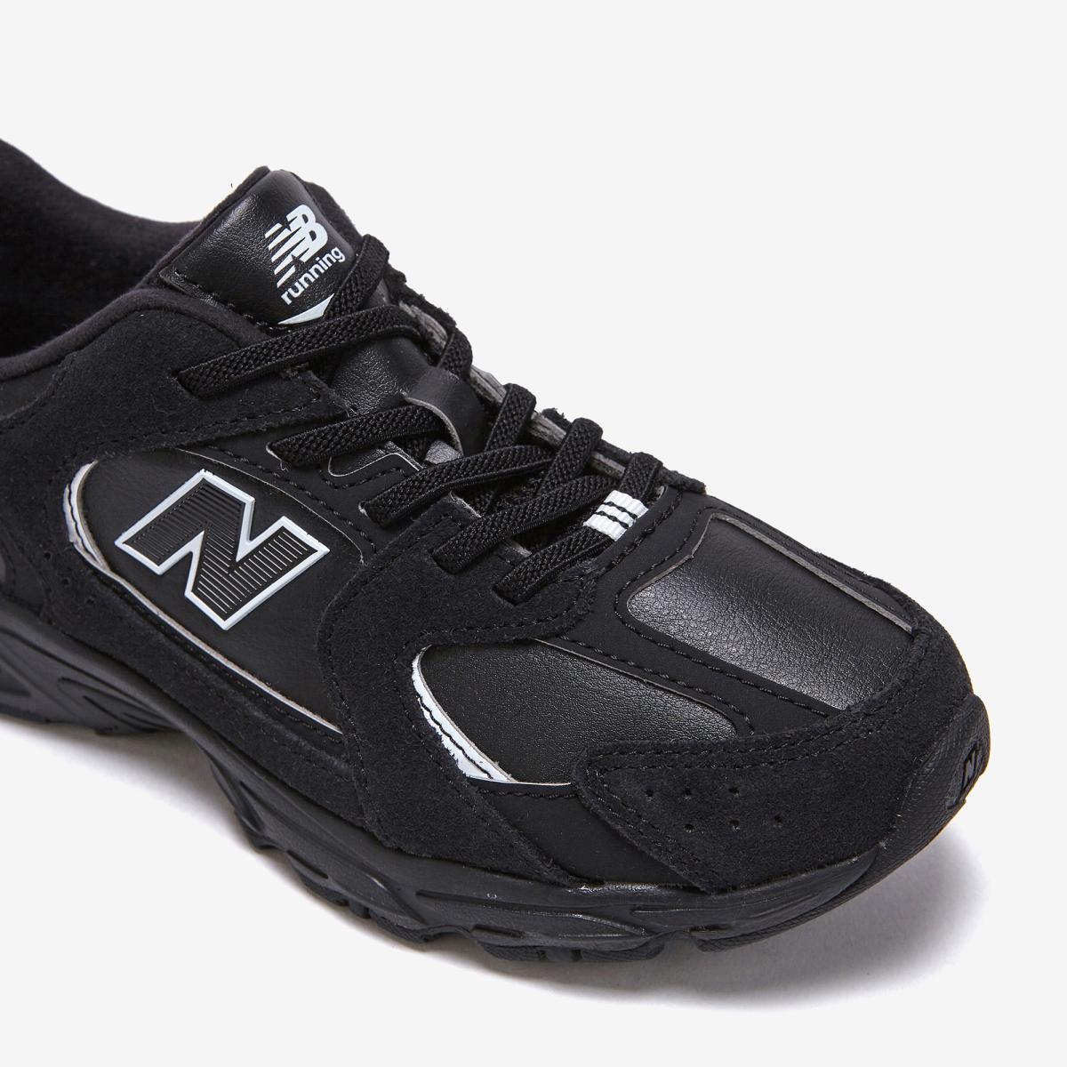 (19)Black