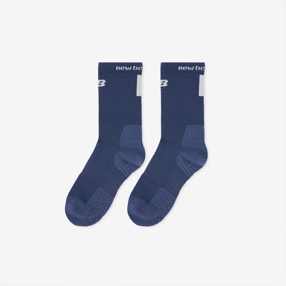 (83)Greyish Blue
