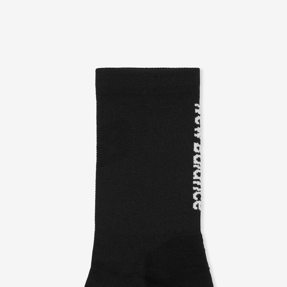 (19)Black