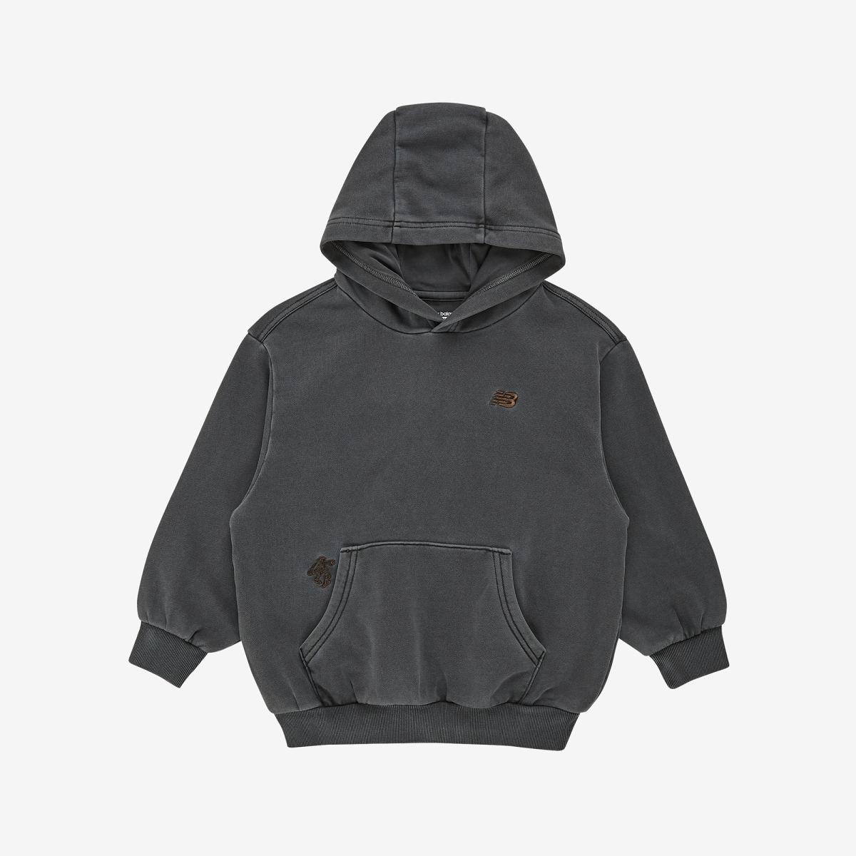 (60)Charcoal