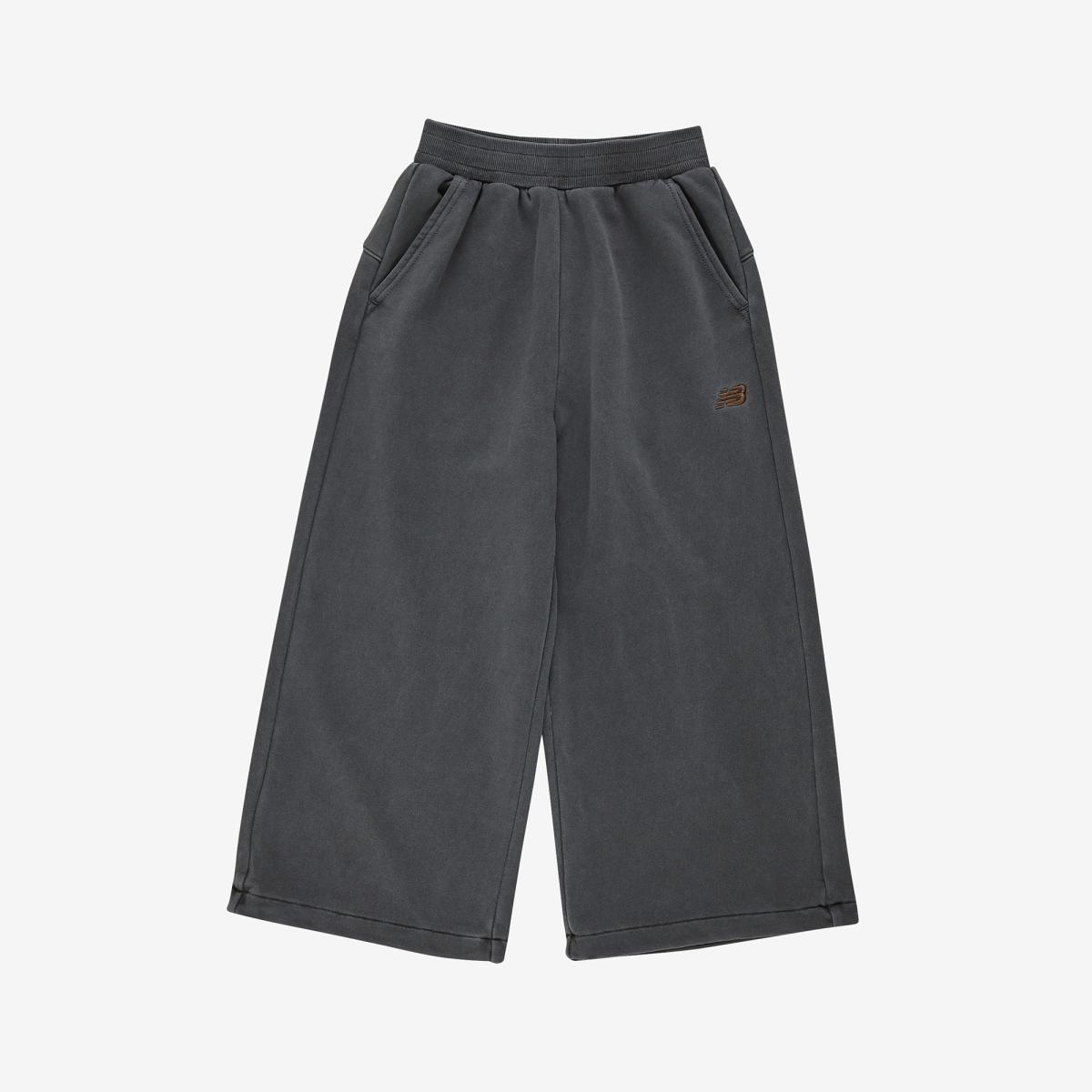 (60)Charcoal