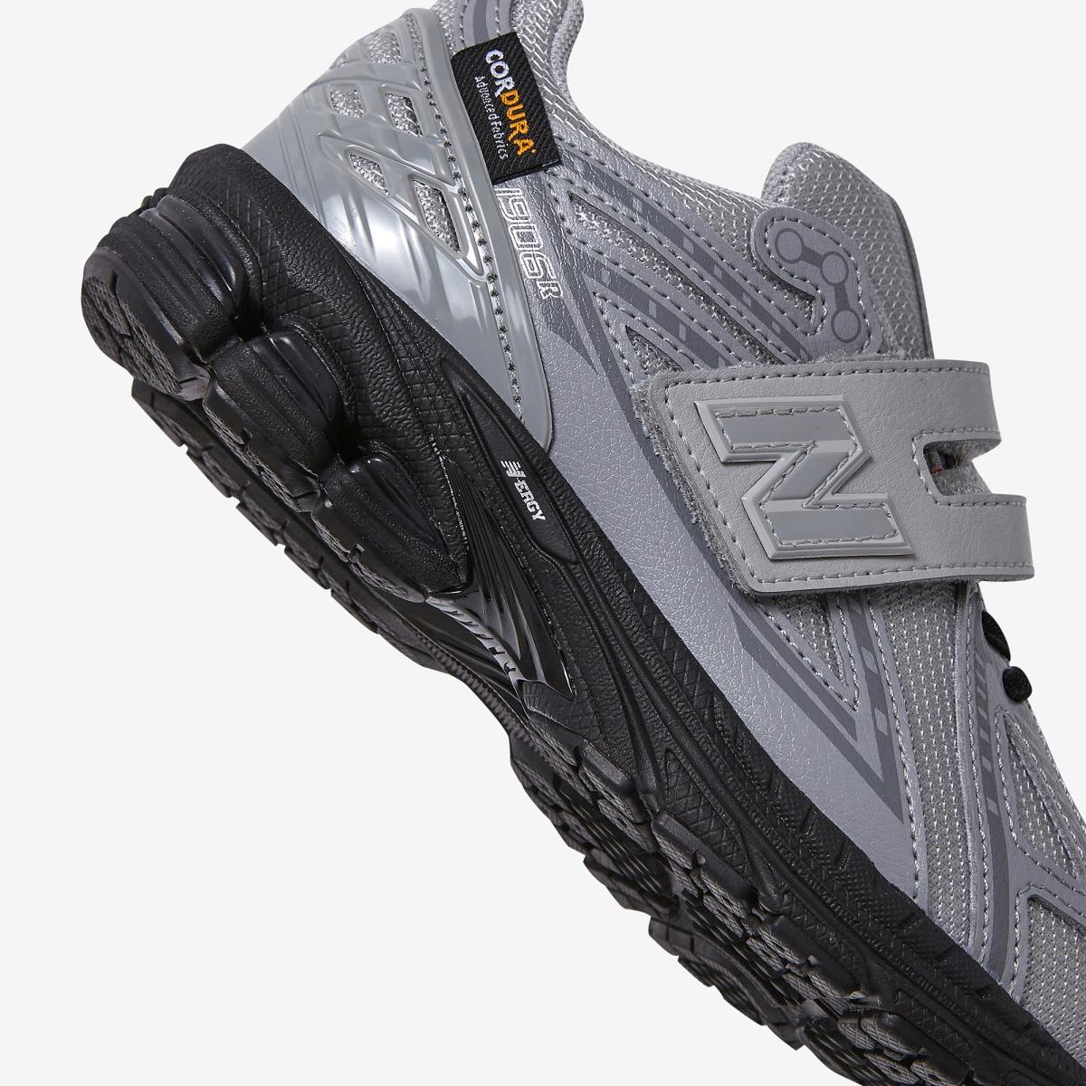 (15)Gray
